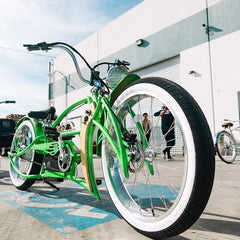 Tracer Signature Pro 26'' 800W Chopper Cruiser Electric Bike w/ Cigarette Lighter & USB Charging Port
