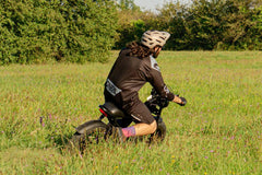 Riding Times Z8 Electric Bike - 750W Fat Tire Moped-Style E-Bike **PRE-ORDER**